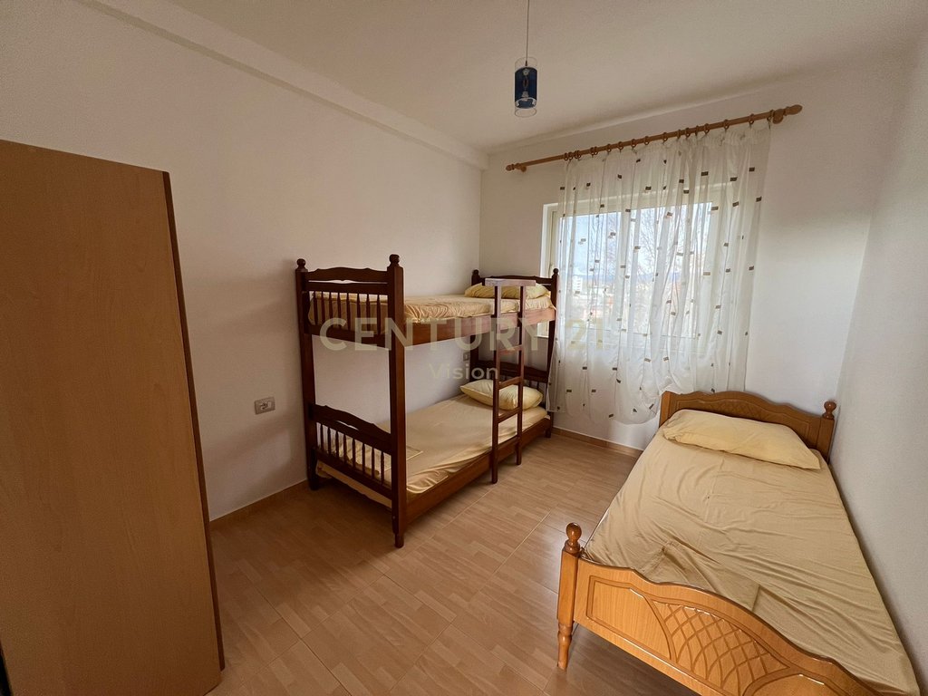 Apartament 3+1 Për Shitje në Velipojë