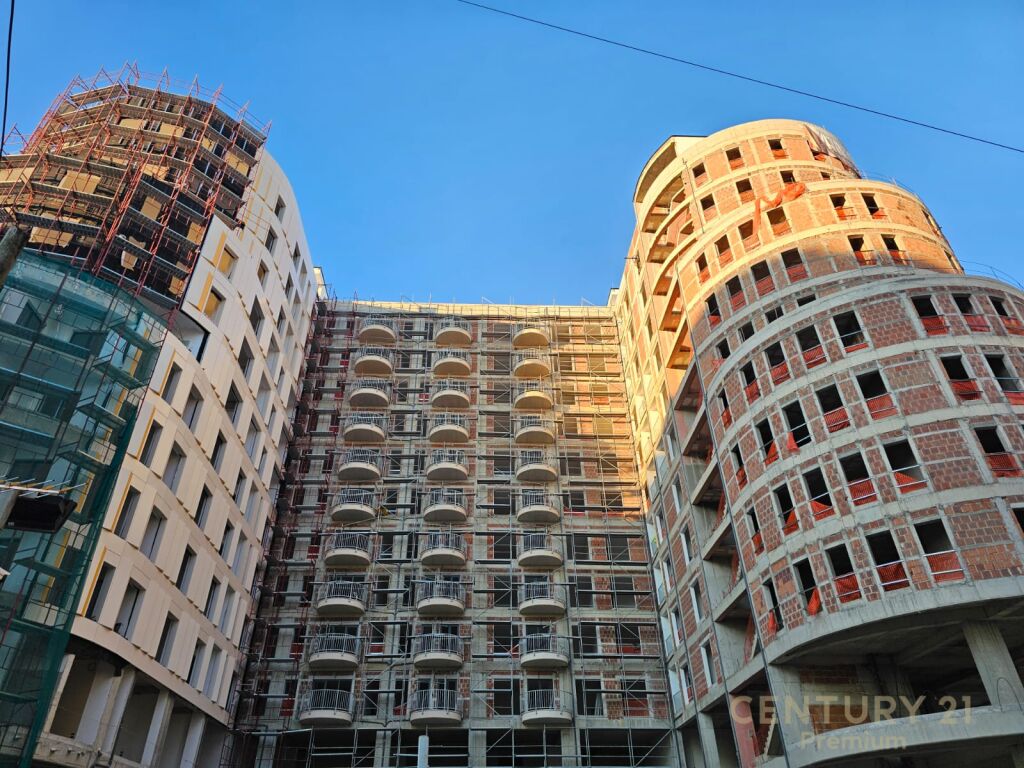 SHITET APARTAMENT 2+1+2 TEK ZOGU I ZI!
