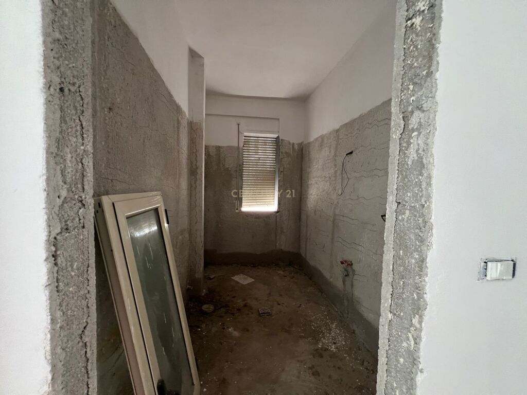 SHESIM APARTAMENTE 2+1 NE LUNGOMARE ,VLORE!!