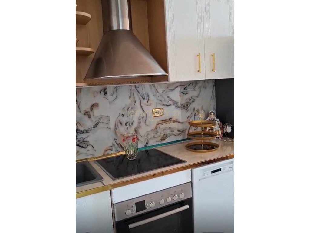 QIRA, APARTAMENT 1+1 NE DURRES‼️