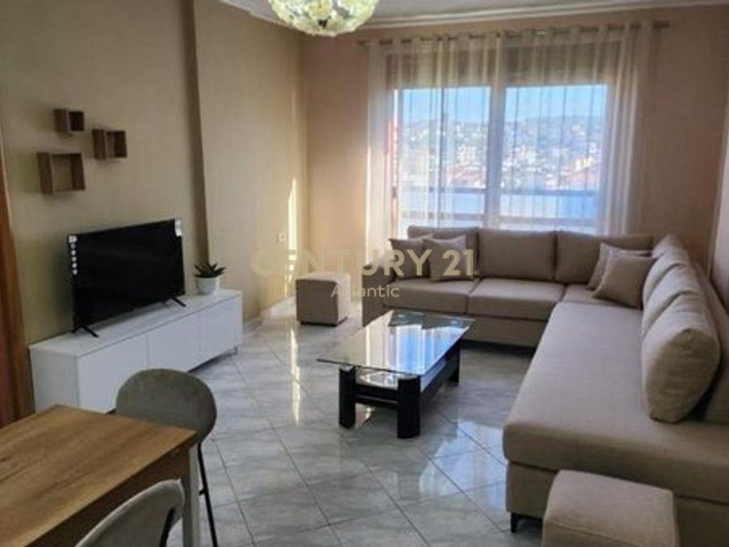 Apartament 1+1 Me Qira në Plazh Hekurudha, Durrës