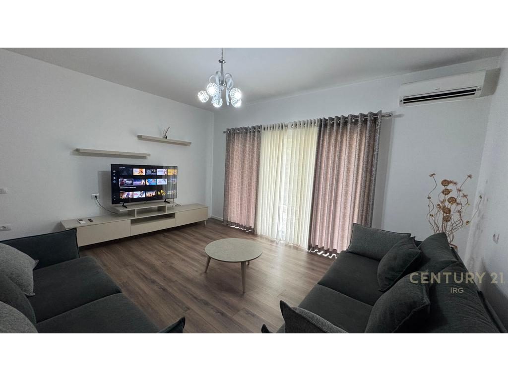 JEPET ME QIRA APARTAMENT 2+1+POST PARKIMI TEK KOPSHTI BOTANIK  !