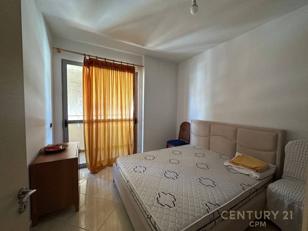 Qira, Apartament 1+1 në Yzberish