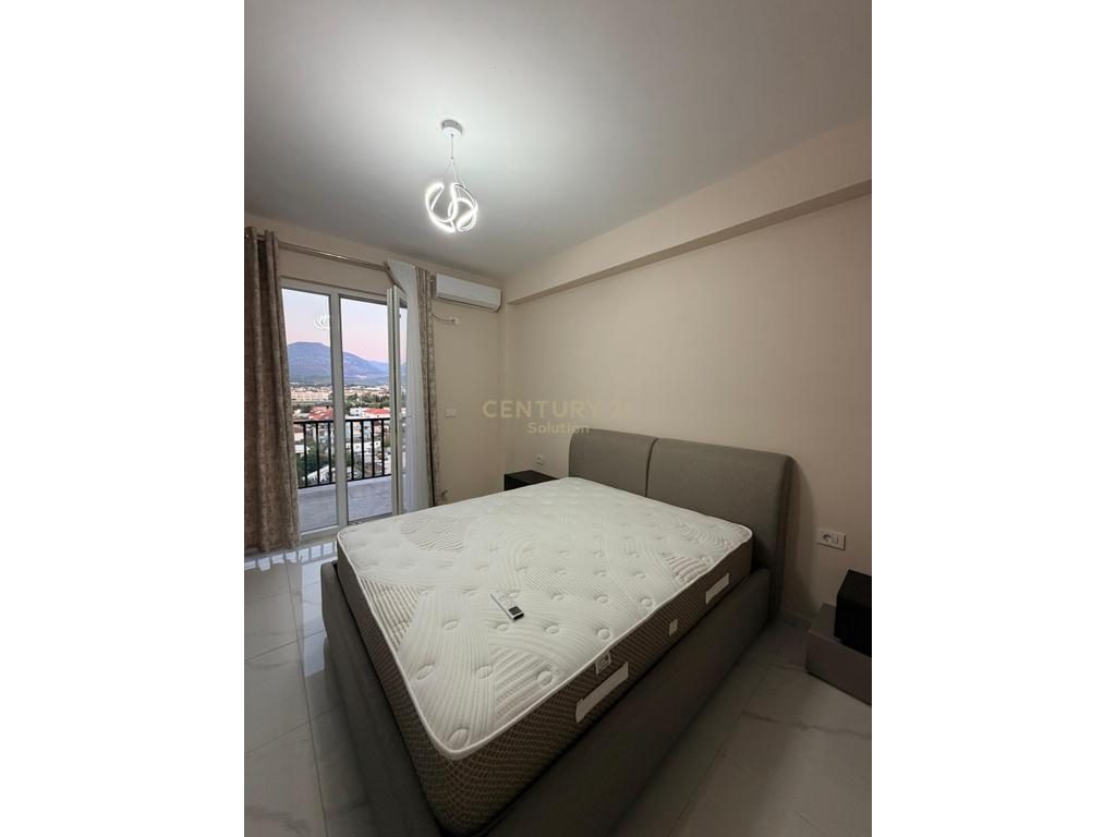 JEPET ME QIRA APARTAMENT 2+1 PER QIRA NE QENDER TE KAMZES !