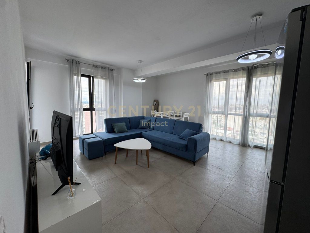 Apartament 2+1+2 Me Qira në Spitali QSUT (Nënë Tereza), Farmacia 10!