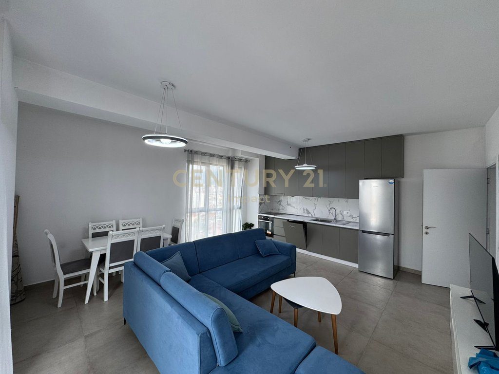Apartament 2+1+2 Me Qira në Spitali QSUT (Nënë Tereza), Farmacia 10!