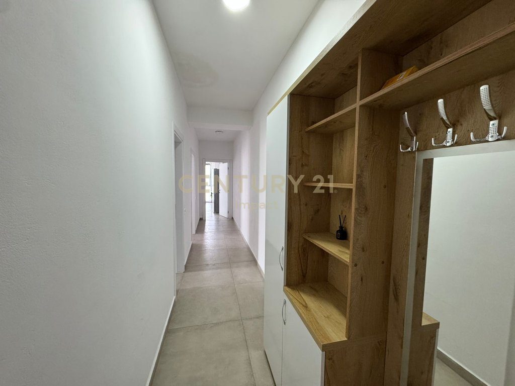 Apartament 2+1+2 Me Qira në Spitali QSUT (Nënë Tereza), Farmacia 10!