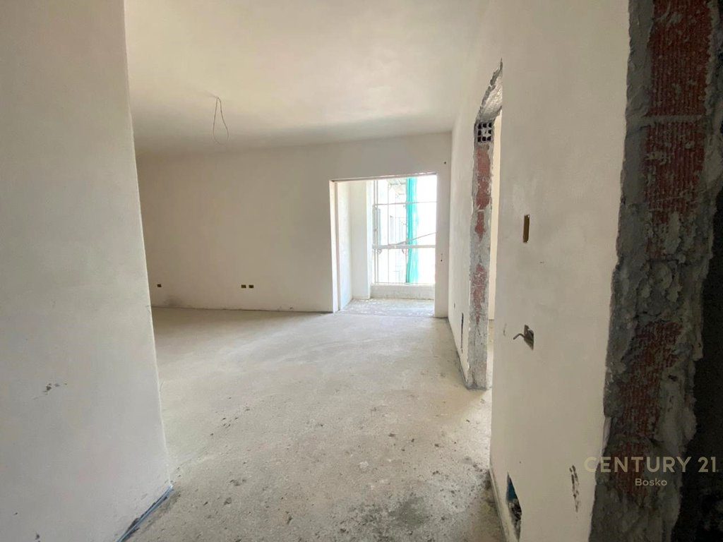 Shitet Apartament 1+1 , Don Bosko