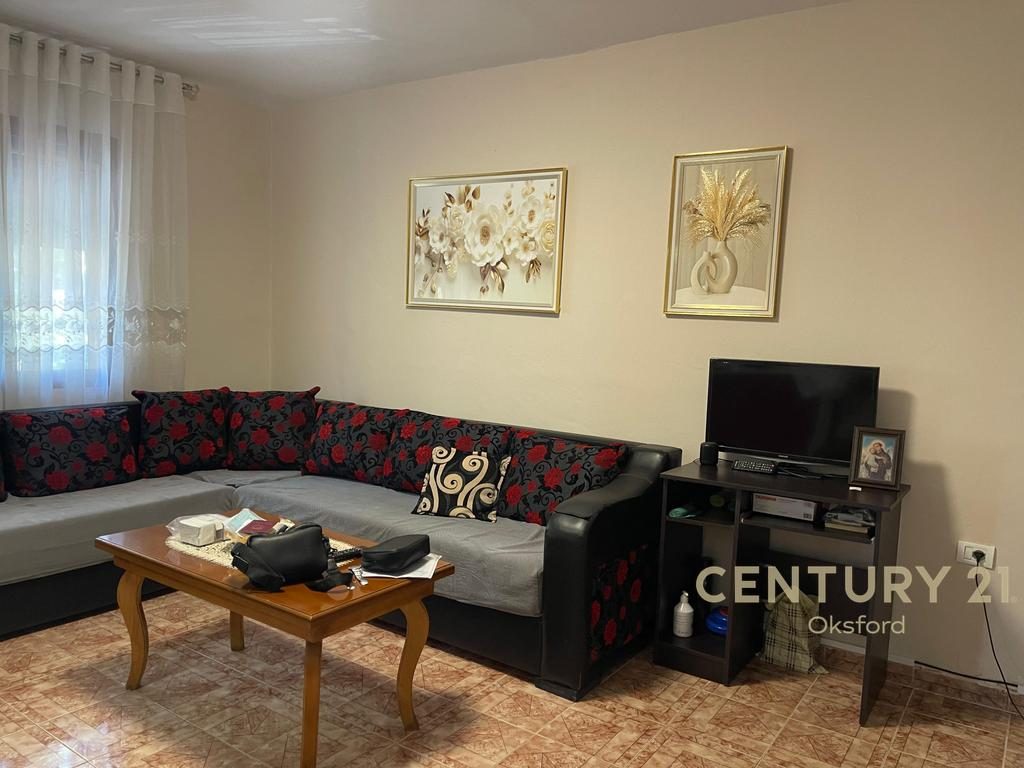APARTAMENT 1+1 PER QIRA TEK ISH PARKU!