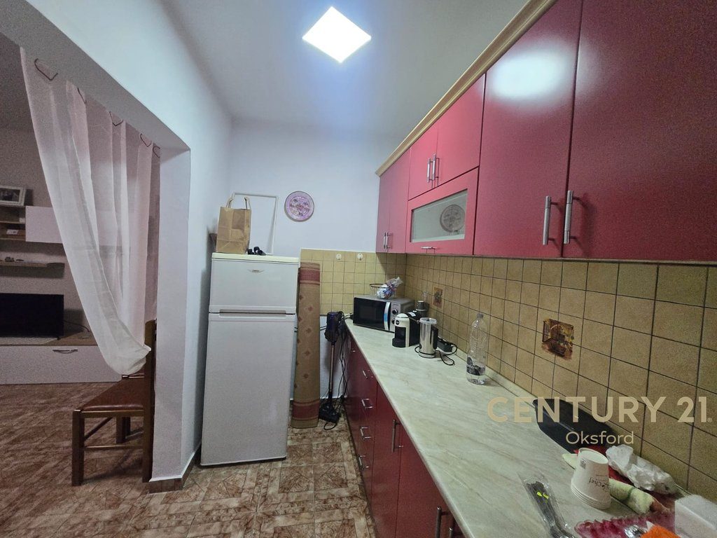 APARTAMENT 1+1 PER QIRA TEK ISH PARKU!