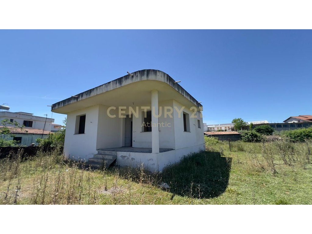 Shtëpi 2+1 Në Shitje në Shkozet, Durrës - 99,000€ | 90 m²
