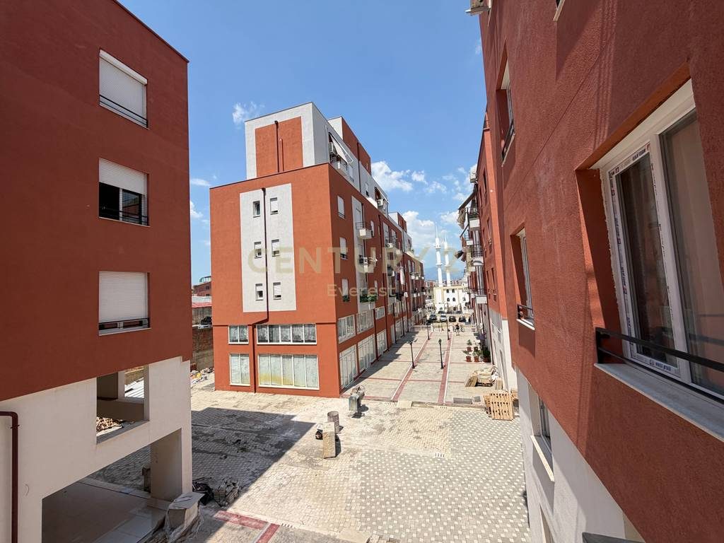 SELITE, APARTAMENT 2+1 PER QIRA