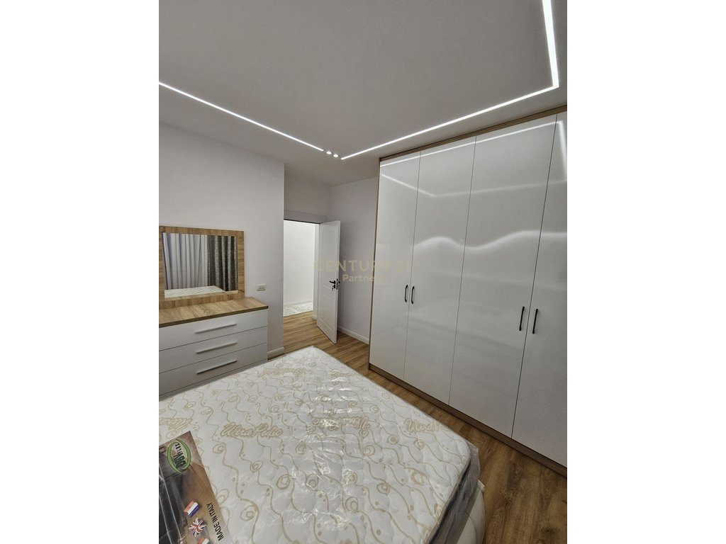 SHESIM APARTAMENT 2+1 NE MISTO MAME !