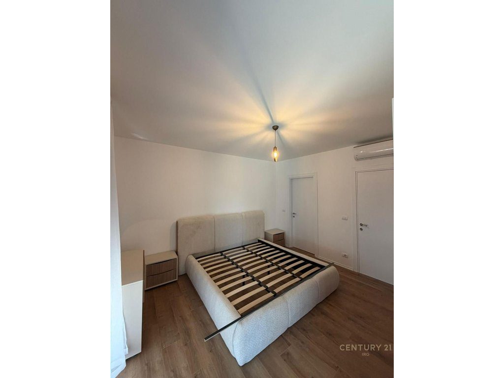 APARTAMENT PER QIRA TE "AKSES TIRANA"!