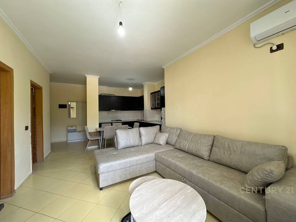 Jepet me Qira Apartament 1+1 ne Fresk!