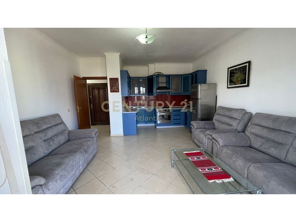 SHITET APARTAMENT 2+1+2T NE PLAZH HEKURUDHA, DURRES!