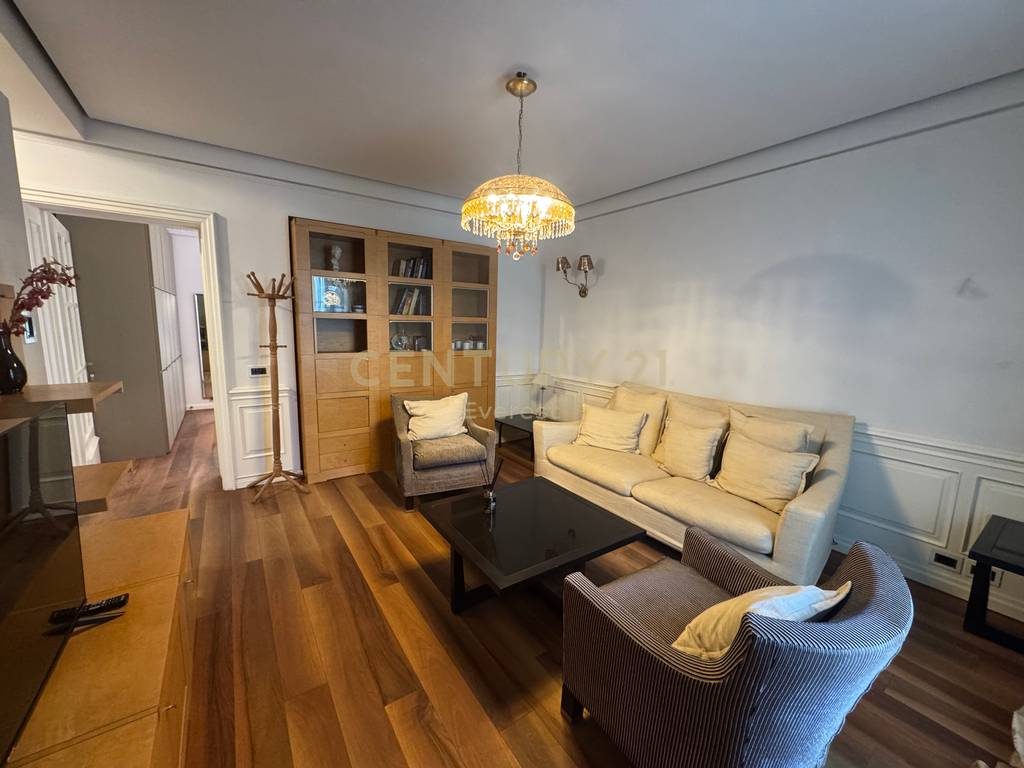 SHKOLLA E KUQE, JAPIM ME QIRA APARTAMENT 1+1
