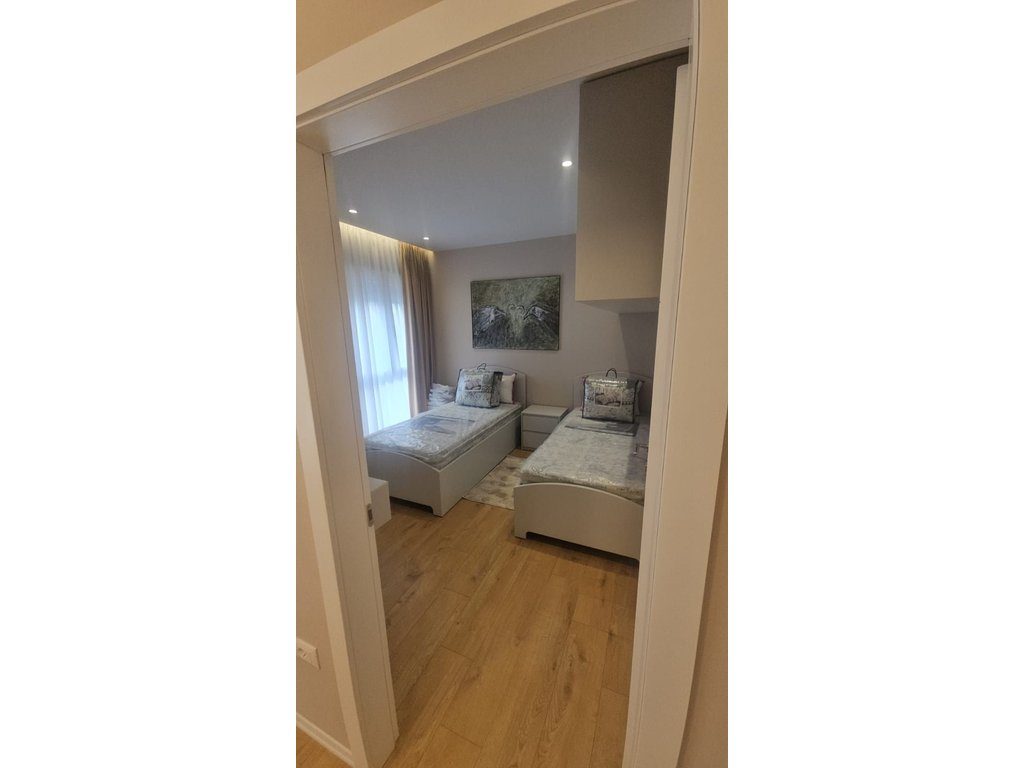 Jepet me qira apartament i ri tek SPAK – Tirane