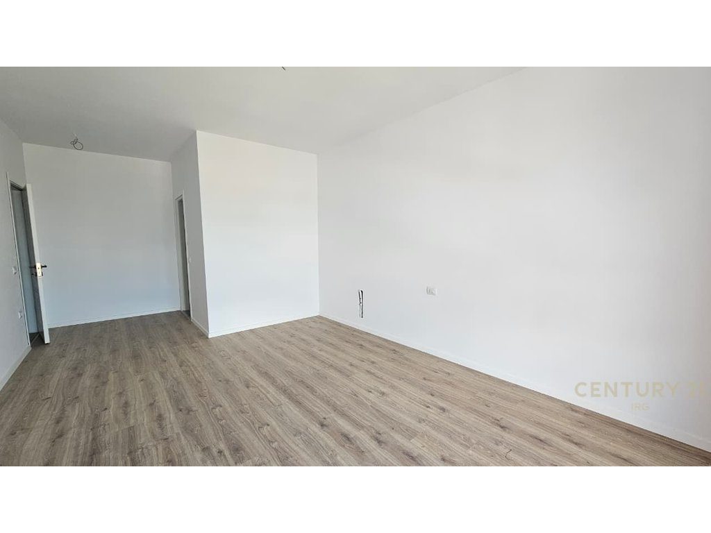 APARTAMENT 2+1+POST PARKIMI  TEK COLOR SPLASH NE PASKUQAN!