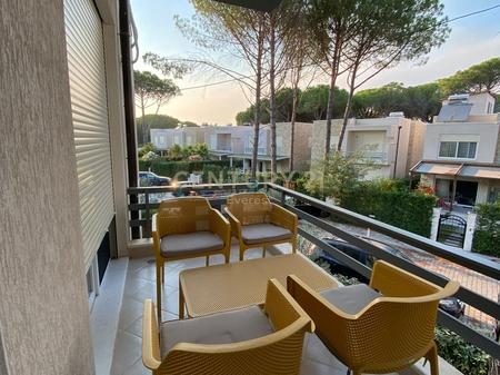 Apartament 2+1 për shitje në Porto Lalëz