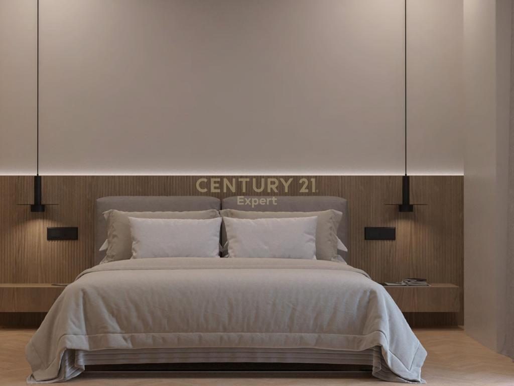 JEPET HOTEL ME QIRA NE QENDER!
