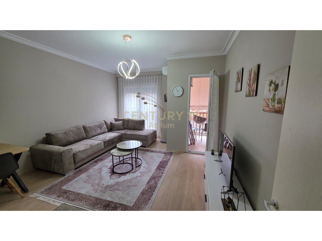 JEPET APARTAMENT ME QIRA TEK KOMPLEKSI VIND NE ALI DEM!
