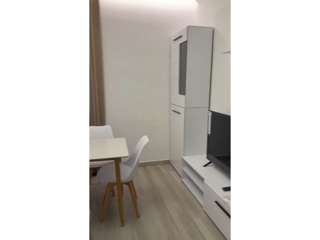 Apartament 1+1 Me Qira në Bulevardi i Ri, PRANE SPAK,Tiranë!