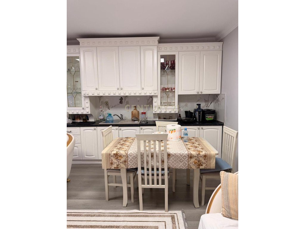 Apartament 2+1 Me Qera në Don Bosko !