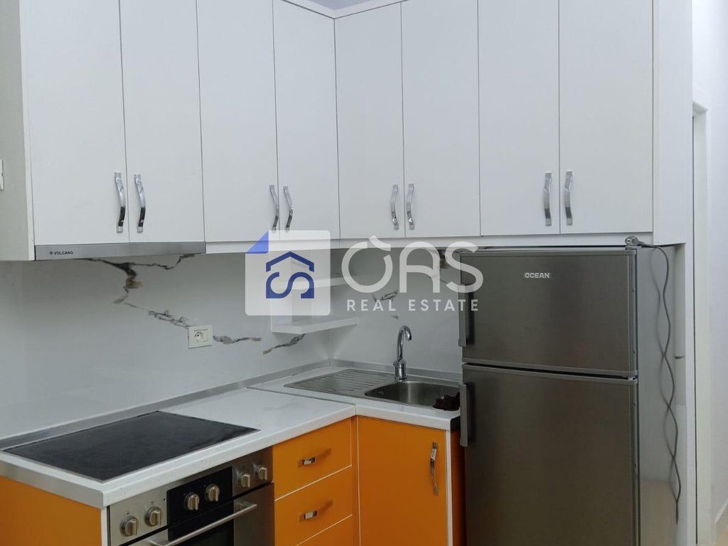 Jepet me qera apartamenti  2+1 universiteti europian