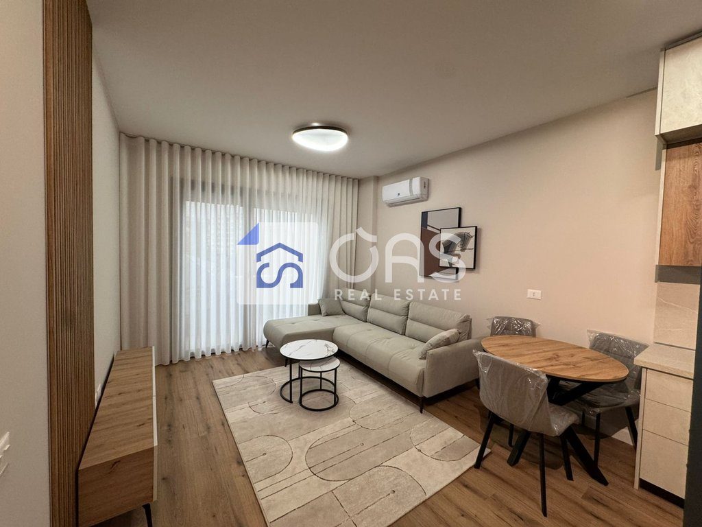 Jepet me qera apartamenti  1+1 liqeni i thate