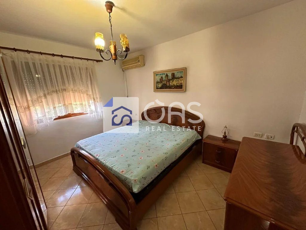 Jepet me qera apartamenti  2+1 materniteti i ri
