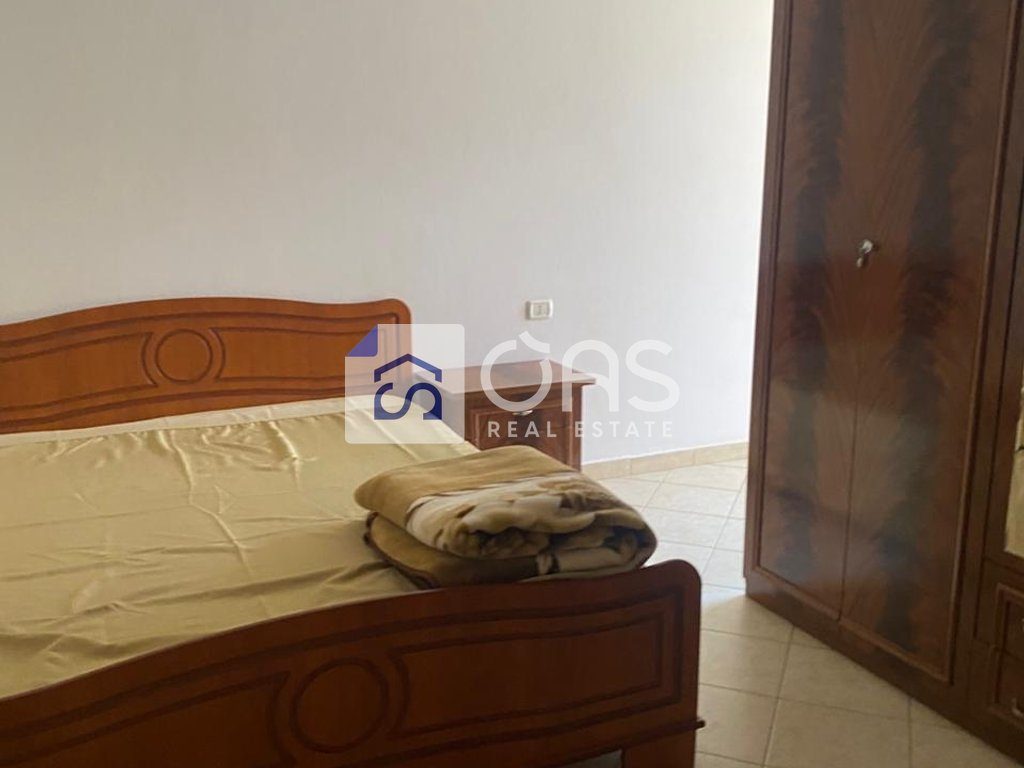jepet me qira  Apartament 3+1+2+2 KOMPLEKSI PANORAMA (SPAKU)