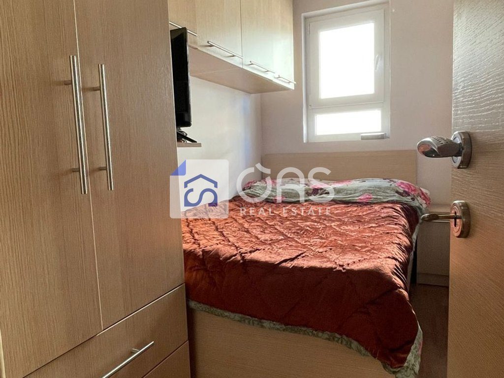 Jepet me qera apartament 2+1+2 Rr.Mine Peza