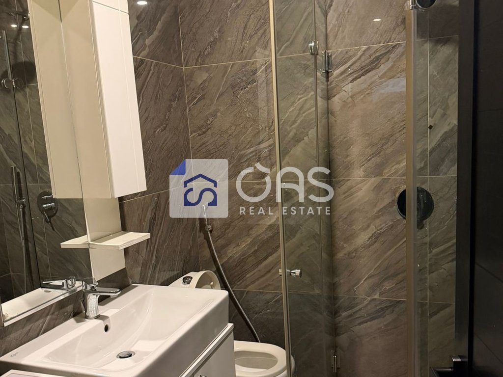 Jepet me qera apartament 1+1 QENDER