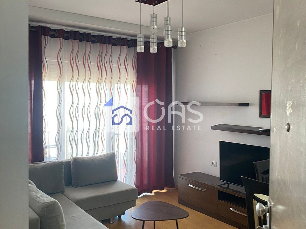 Jepet Apartment me qera 1+1  XHAMLLIK