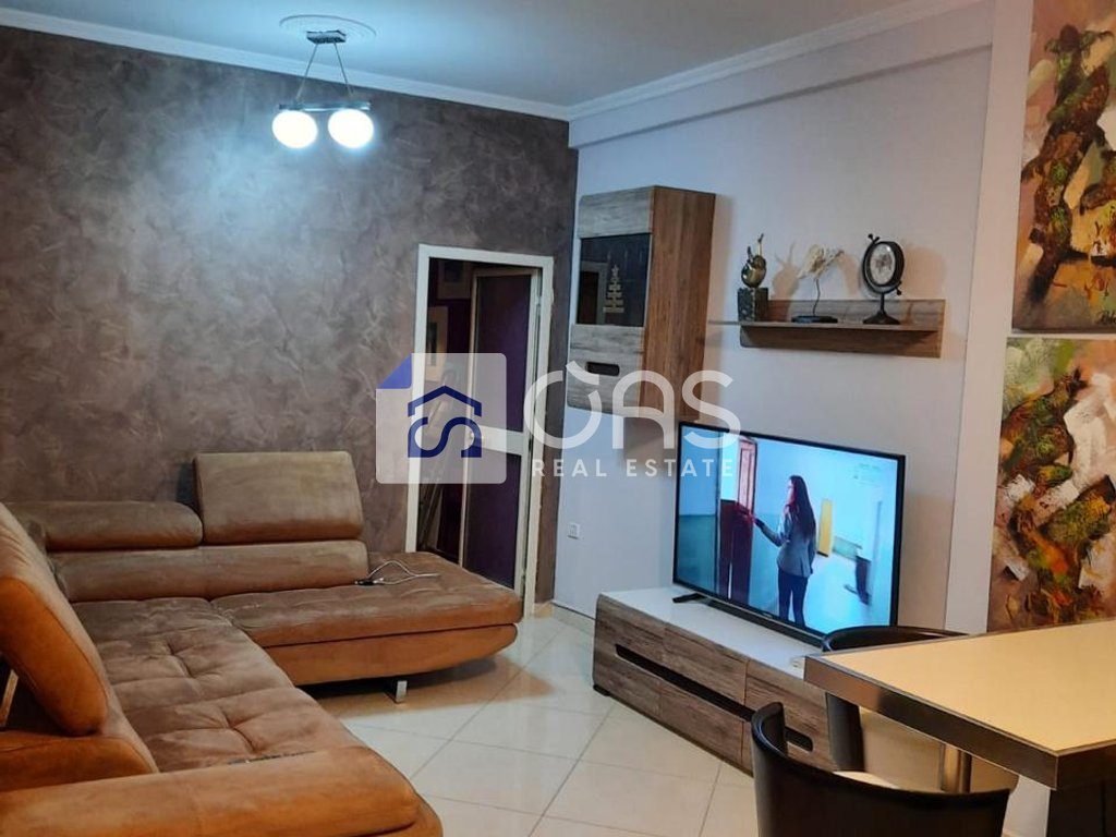 Jepet Apartment me qera 2+1  KODRA E DIELLIT (ELEONORA)