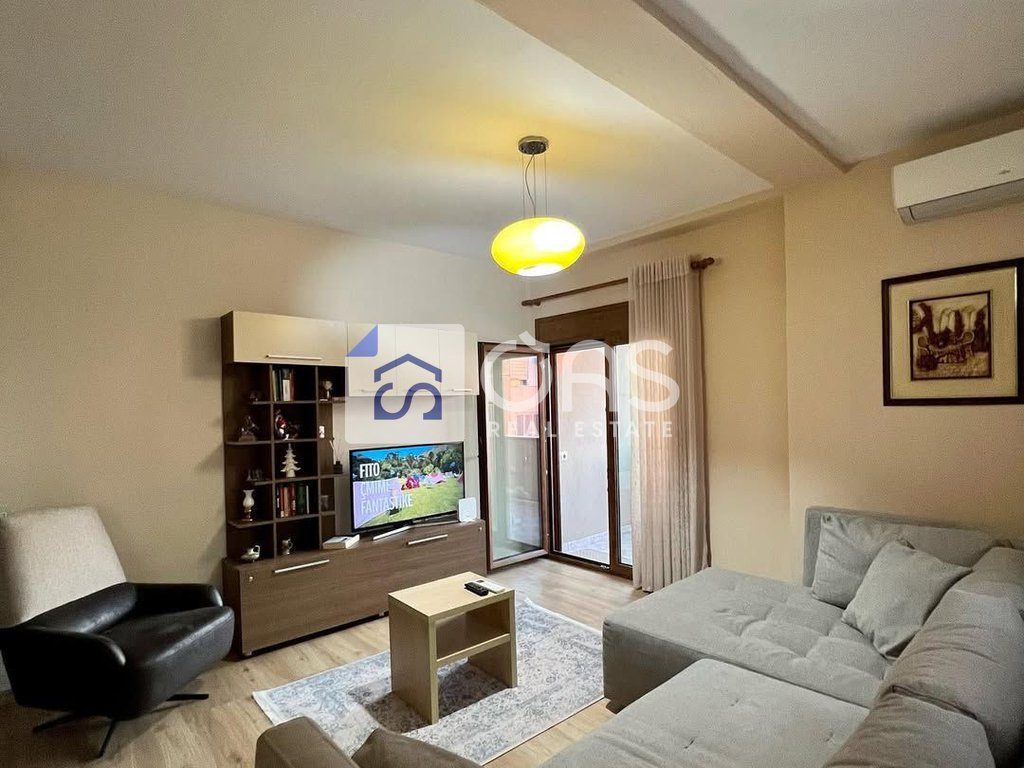 Jepet Apartament me qera 1+1 MYSLYM SHYRI