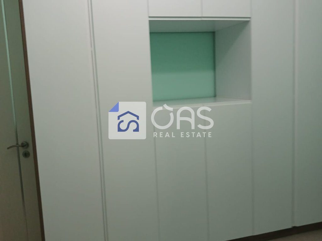 Jepet apartament me qera 1+1 selvia