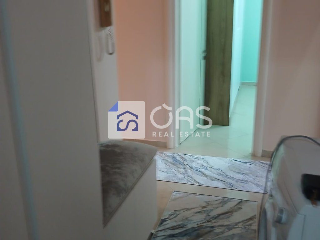 Jepet apartament me qera 1+1 selvia
