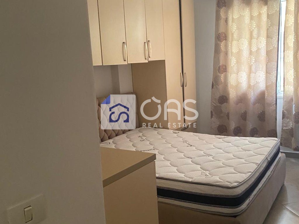 Jepet apartament me qera 2+1 kodra e diellit