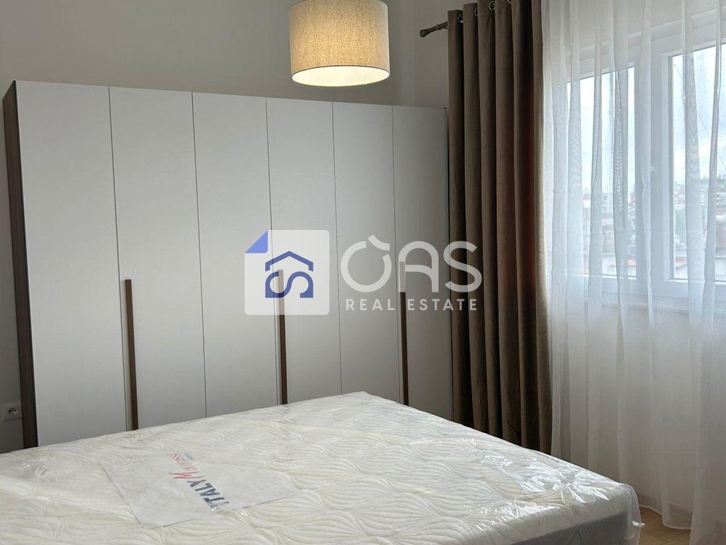 jepet me qira Apartament  1+1+parkim   ali demi