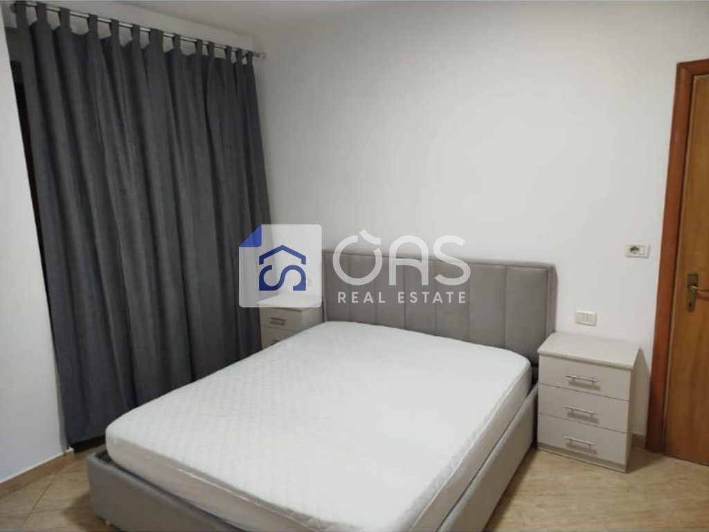 jepet me qira  Apartament 1+1 astir