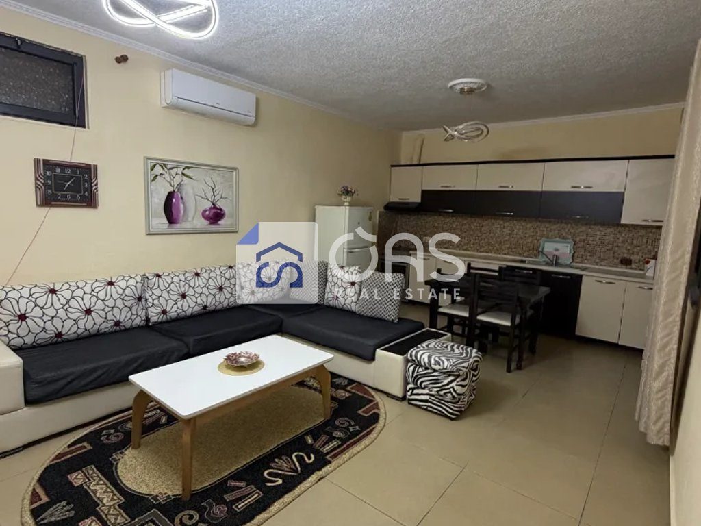 Jepet me qera apartament 2+1 rruga Jordan misja