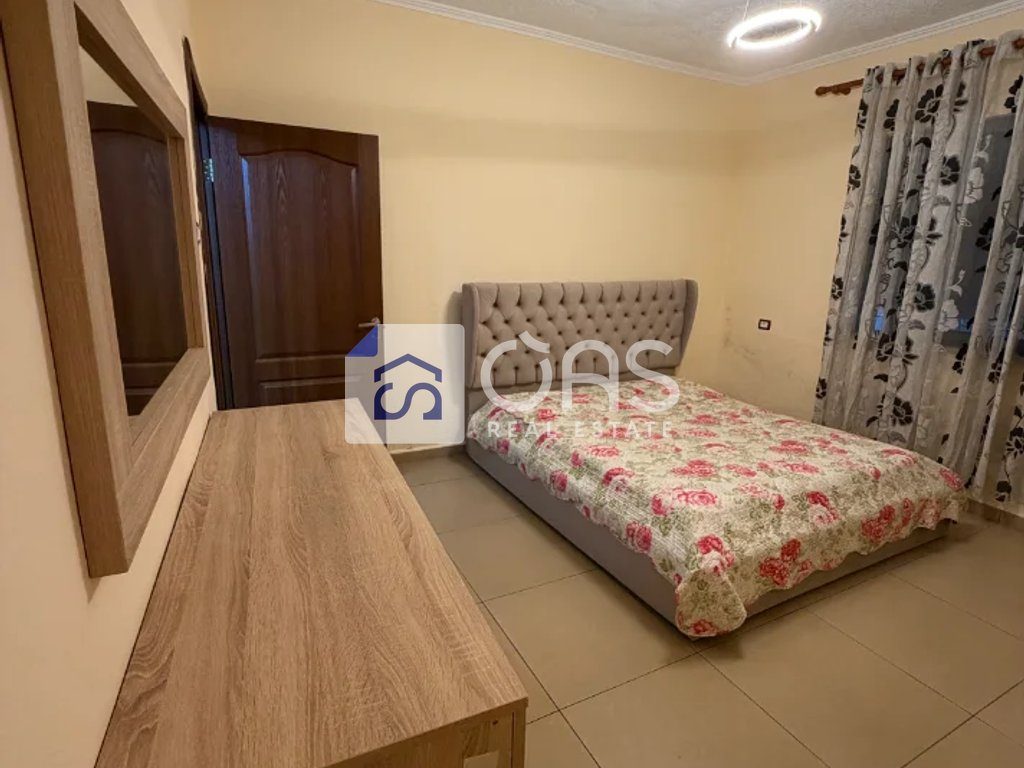 Jepet me qera apartament 2+1 rruga Jordan misja
