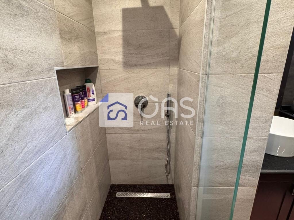 Jepet APARTAMENT me qera 2+1 Rr Kavajes