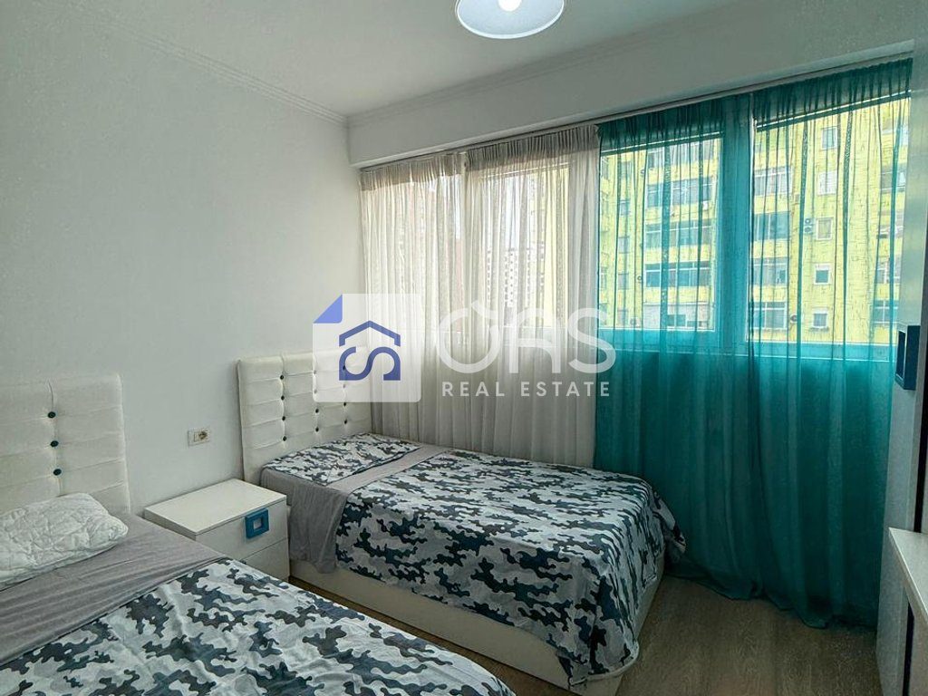 ( OKAZION)
Jepet APARTAMENT me qera 2+1 bulevardi i ri (rr.jordan misja)