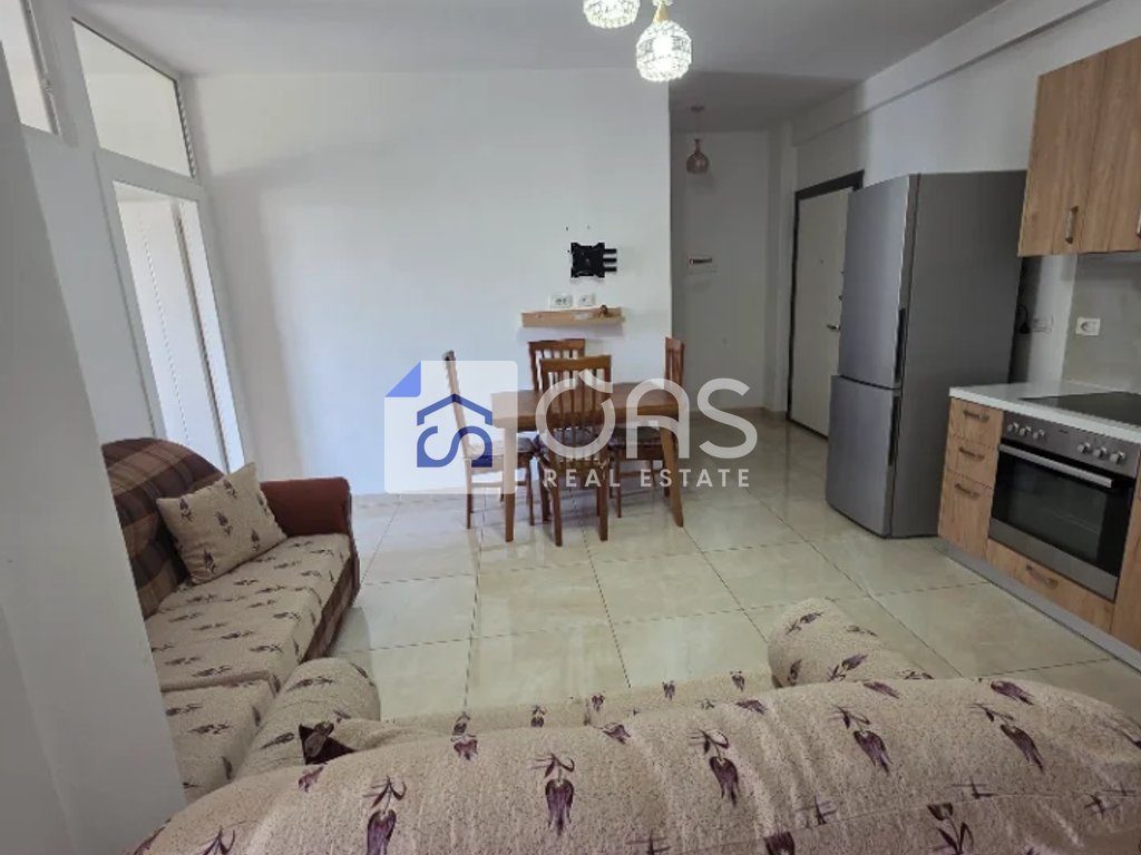 Jepet Apartament me qera 2+1 Astir (rr,studenti)