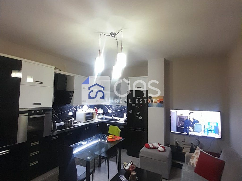 Jepet Apartament me qera 1+1 Casa italia