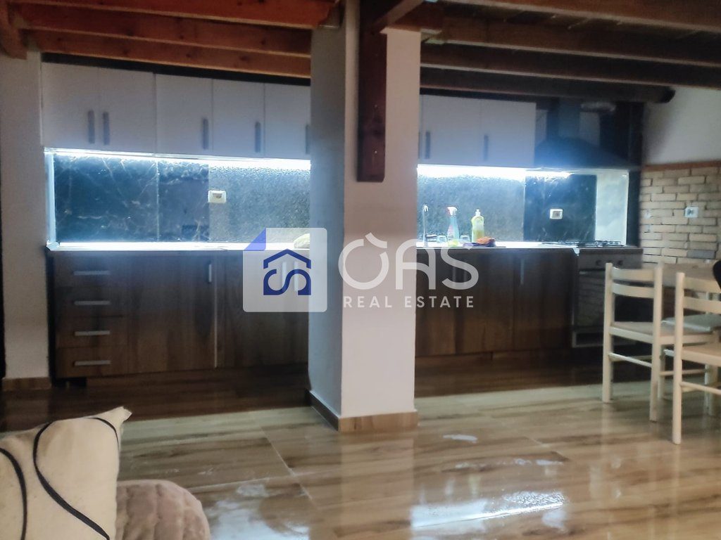 Jepet apartament me qera 1+1 Kodra e Diellit