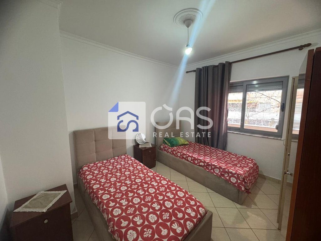 Jepet me qira apartamenti 2+1 ne Astir